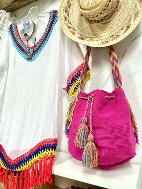 Artisan Fringe tassel hippy bucket bag with Gypsy resort vacay beach vibe